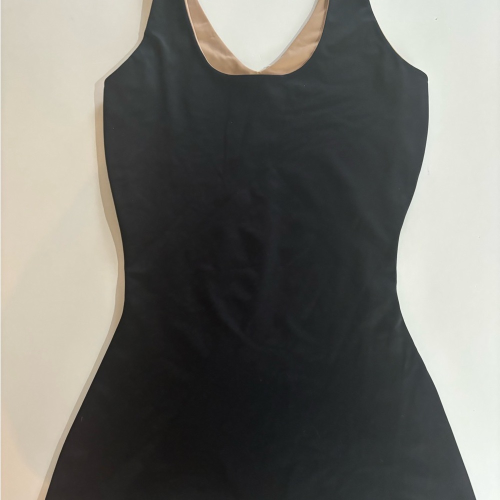 SPANX Red Hot Sz Lg Seamless Reversible Shapewear TOP - Picture 7 of 8
